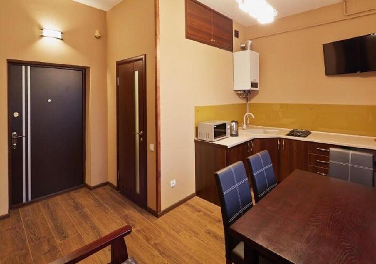 Apartment On Lychakivska ลวีฟ ภายนอก รูปภาพ